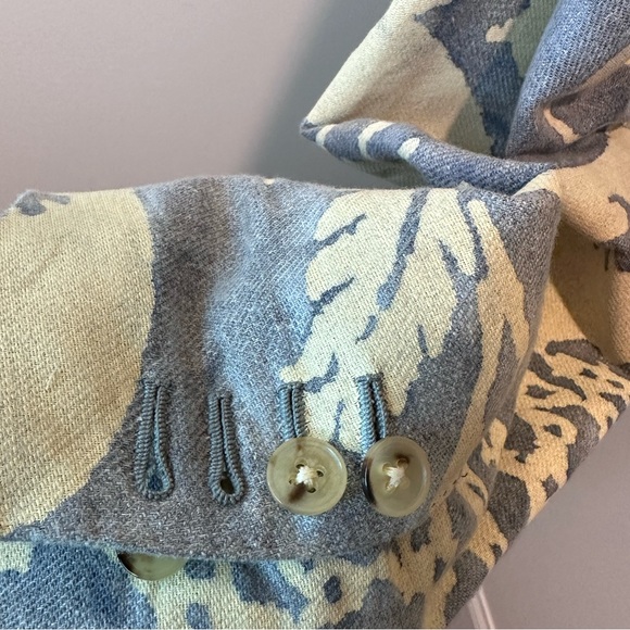 MUSIKA FRÈRE - Floral (Damask) Print Blazer - Picture 8 of 11